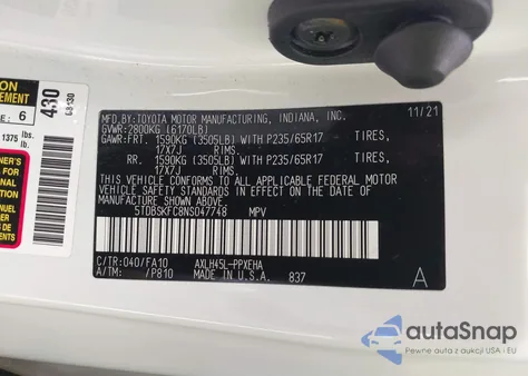 2022 Toyota Sienna Le z USA, uszkodzony, nr VIN 5TDBSKFC8NS047748